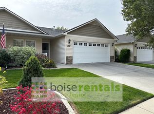1323 E Willowbrook Ct, Meridian, ID 83642