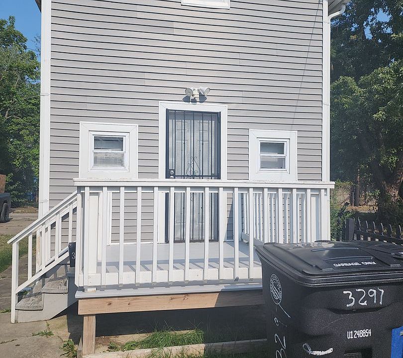 1st image of 3295 W 50th St