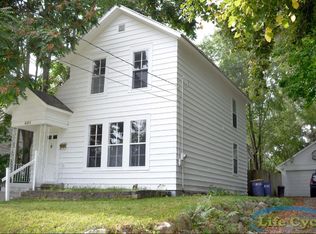 481 Diamond Ave NE, Grand Rapids, MI 49503