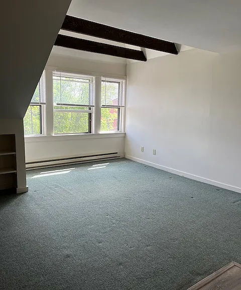39 Pleasant St #5 — Photo 8