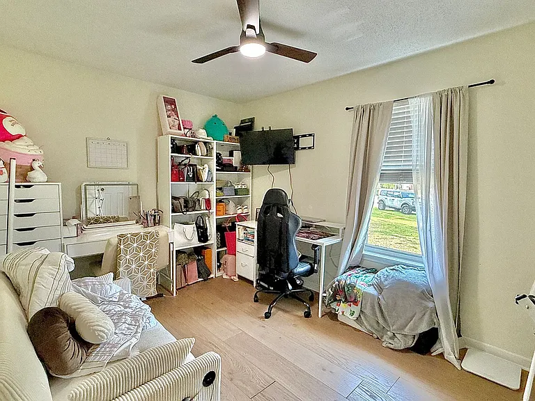 340 Hunters Branch Dr — Photo 18