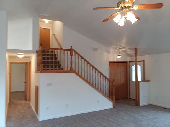4th image of 961 W 17th Ave