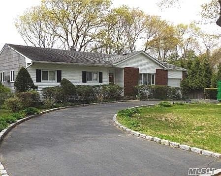 1st image of 21 Northfield Dr