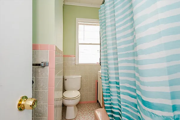Sold by Compass | media 14