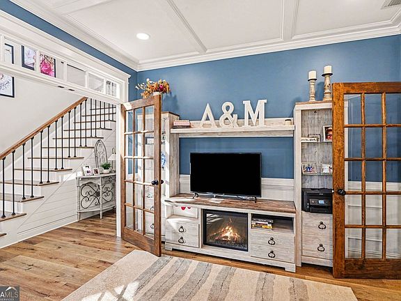 3rd image of 1060 Brush Arbor Cir