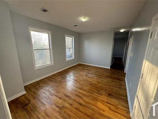 737 S 14th St #3 — Photo 2