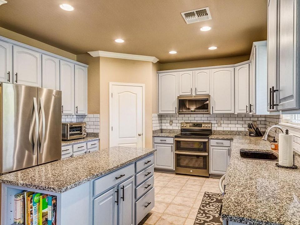 1st image of 42543 W Avella Dr