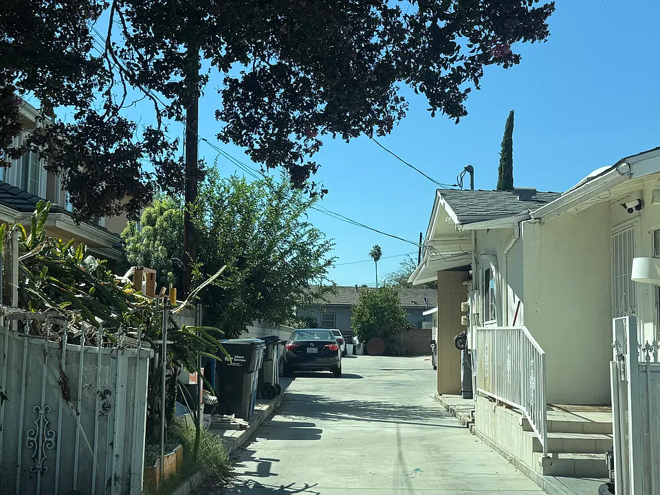 5611 Temple City Blvd #D