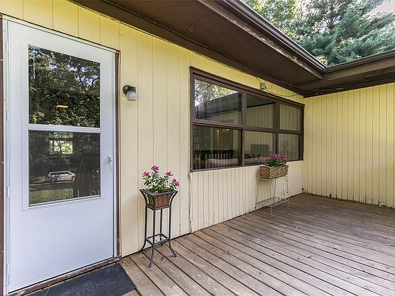 5th image of 2714 Westwood Dr NW