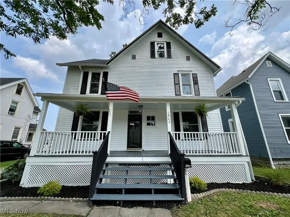 1863 E 30th St, Lorain, OH 44055
