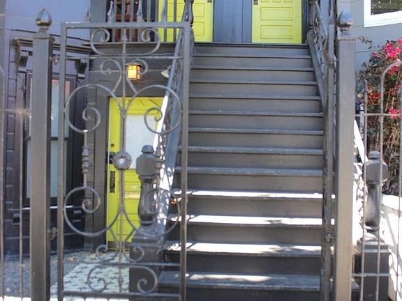 3rd image of 472 1/2 Noe St