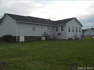 2nd image of 105 Margaret Little Dr