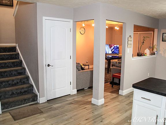 3rd image of 1519 Girard Ave APT 3