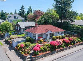 4306 SE Cesar E Chavez Blvd, Portland, OR 97202