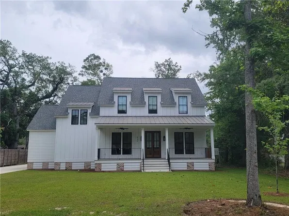 433 Carondelet St, Mandeville, LA 70448