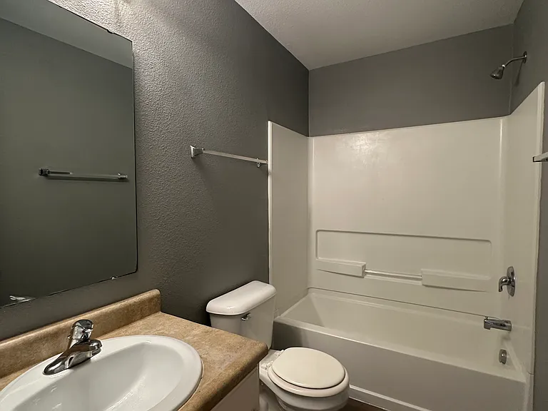 15488 Harmon Pl — Photo 15