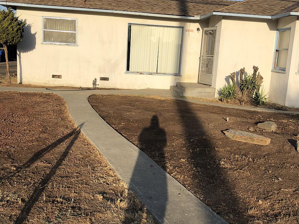 2nd image of 1890 N 11th Ave