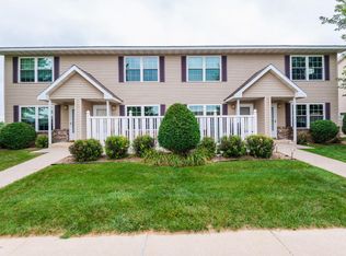 6102 S Pointe Dr SW, Rochester, MN 55902