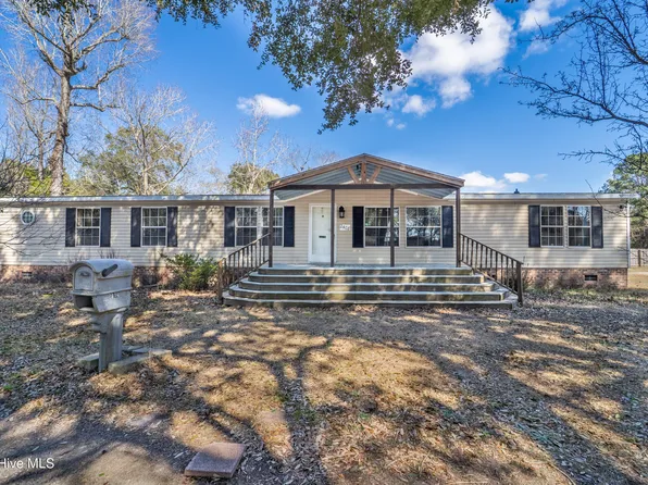 2408 Quail Run Road NE, Leland, NC 28451
