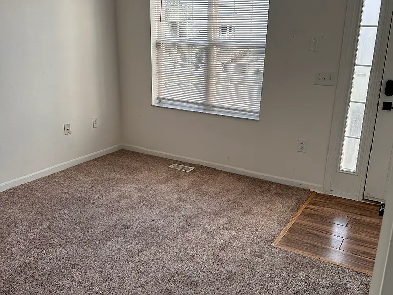 8257 Deering Oaks Dr — Photo 3