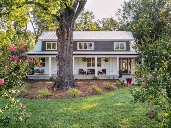 406 Hillsborough Rd, Carrboro, NC 27510