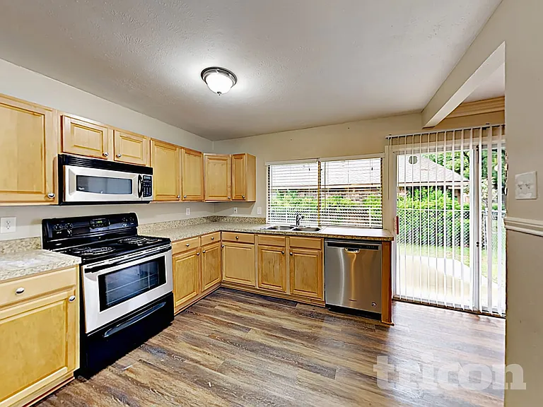 2725 Branch Oaks Dr — Photo 5