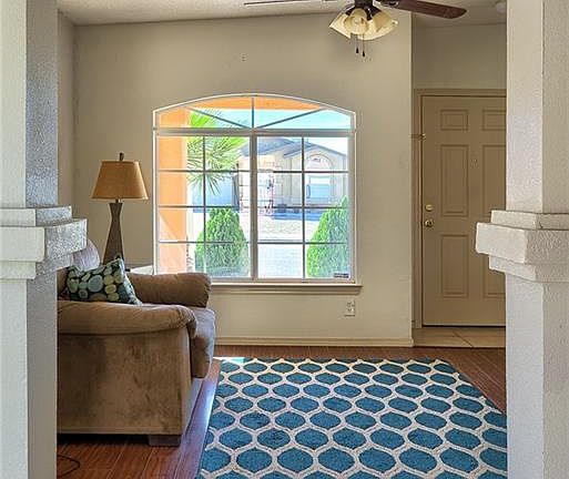 4th image of 14161 Tierra Morena Dr