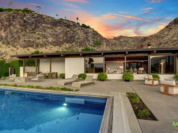 2455 S Araby Dr, Palm Springs, CA 92264