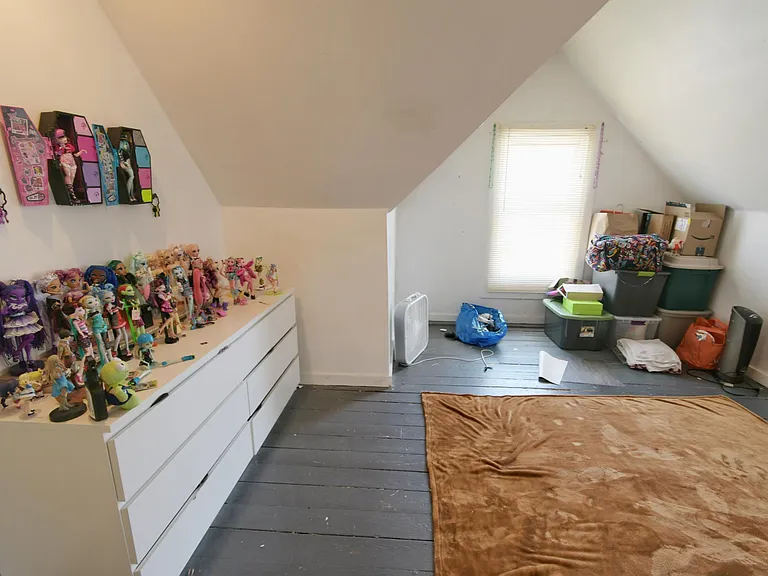 2282 Grandview Ave — Photo 14
