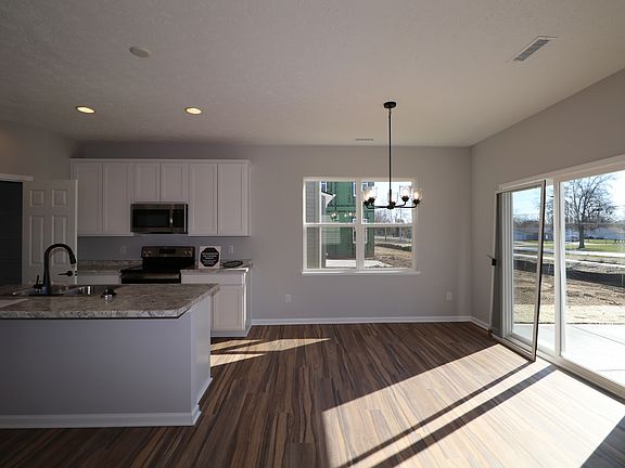 5th image of 5134 Triple Crown Way