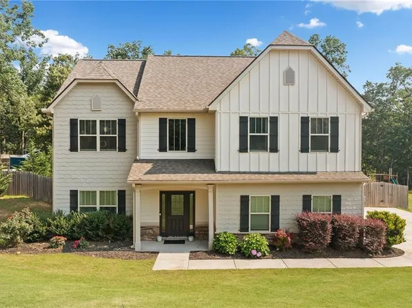 13 Four Feathers Ln, Rydal, GA 30171