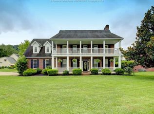 4001 Chelsea Cor, Hurricane, WV 25526