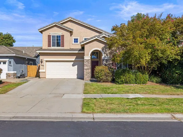 1687 Dunsmuir Way, Plumas Lake, CA 95961