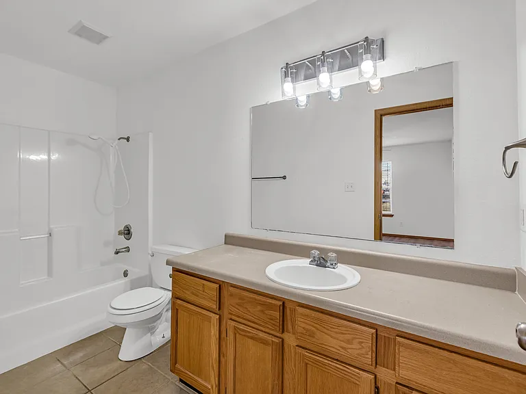 2808 Ridgeview Pl #A — Photo 2