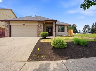 843 SE 43rd Ave, Hillsboro, OR 97123