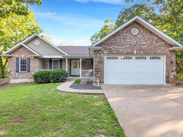 331 W Lakeview Dr, De Soto, MO 63020
