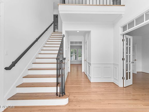 5th image of 1713 Emerson Park Dr