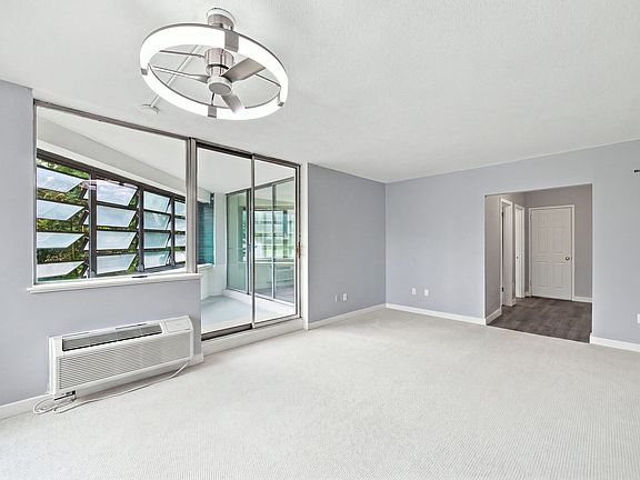 3rd image of 101 Mulberry St APT 219