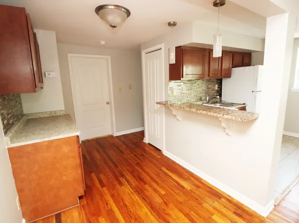 Sumner Place, 50-60 Sumner Ave #B10, Pittsburgh, PA 15202