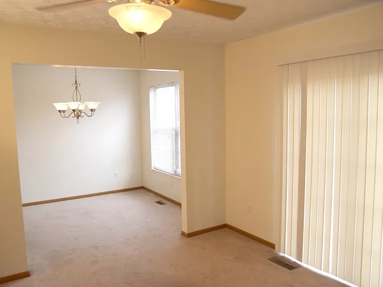 101 Brookside Dr — Photo 1