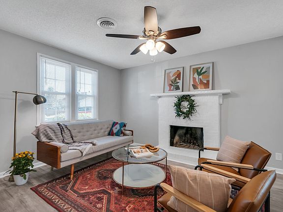 3rd image of 7321 Weston Way