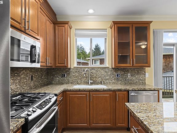 4th image of 1580 SW 58th Ave #1