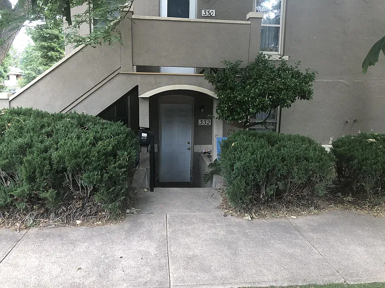 West Myrtle Street - 332 — Photo 2
