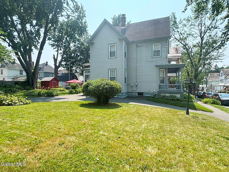 4th image of 11 Columbia Street