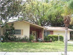 2nd image of 1778 Greenlea Dr