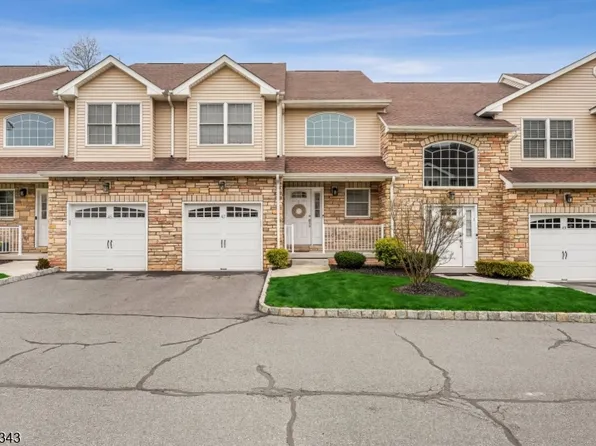 47 Harvey Ct, Clark Twp., NJ 07066