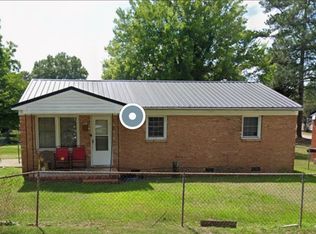 903 Sycamore St, Goldsboro, NC 27530