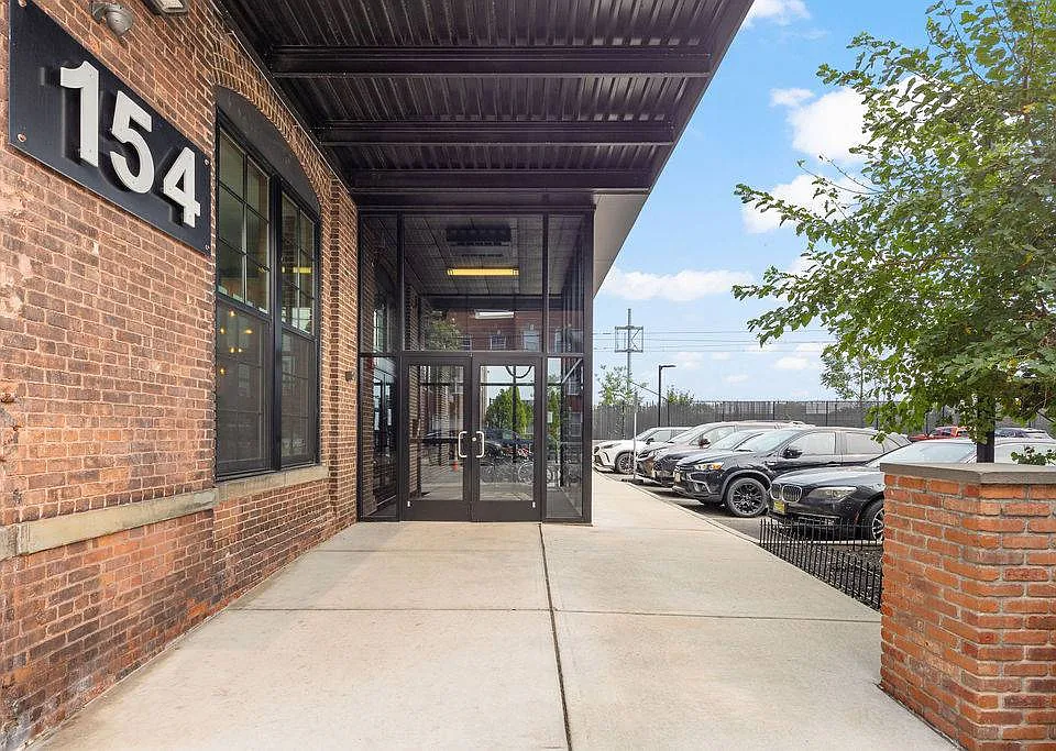 Silk Lofts