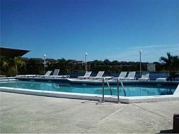 3rd image of 10201 Fontainebleau Blvd APT 104