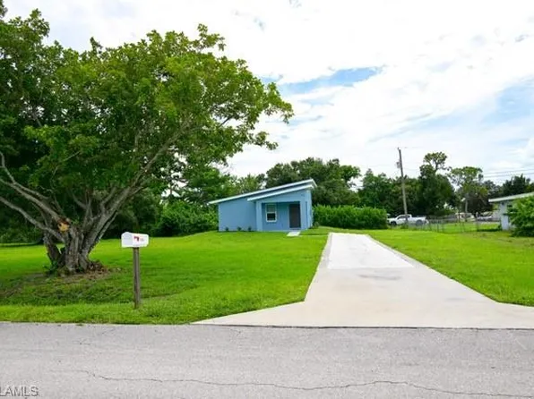 1164 Orange AVE, NORTH FORT MYERS, FL 33903